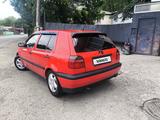Volkswagen Golf 1997 года за 2 000 000 тг. в Алматы – фото 2