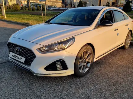 Hyundai Sonata 2017 года за 8 500 000 тг. в Алматы – фото 2