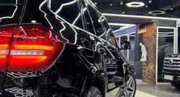 Mercedes-Benz GLS 400 2017 года за 33 000 000 тг. в Астана – фото 3