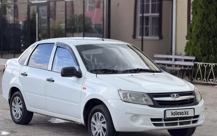 ВАЗ (Lada) Granta 2190 2013 года за 1 980 000 тг. в Уральск
