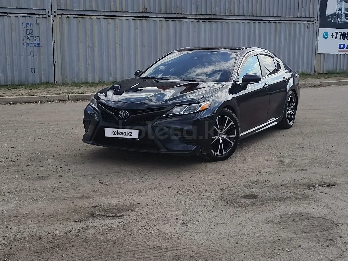 Toyota Camry, 2019
