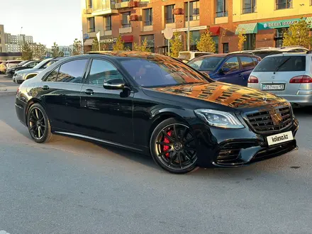 Mercedes-Benz S 63 AMG 2014 года за 36 500 000 тг. в Астана – фото 2