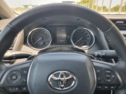 Toyota Camry 2019 года за 10 200 000 тг. в Актау – фото 7