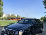 Mercedes-Benz E 320 1998 года за 3 200 000 тг. в Астана