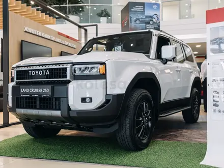 Toyota Land Cruiser Prado Comfort 2025 года за 33 990 000 тг. в Астана