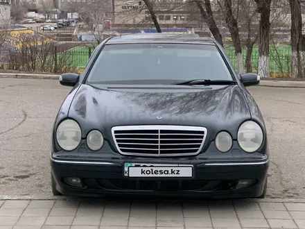 Mercedes-Benz E 320 2000 года за 4 200 000 тг. в Караганда – фото 9