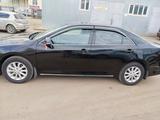 Toyota Camry 2012 года за 7 600 000 тг. в Уральск – фото 3