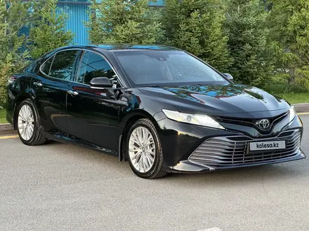 Toyota Camry 2019 года за 12 500 000 тг. в Караганда – фото 4