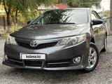 Toyota Camry 2012 года за 8 000 000 тг. в Актобе