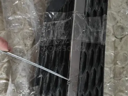 Решетка радиатора правая сторонаүшін29 000 тг. в Караганда – фото 3