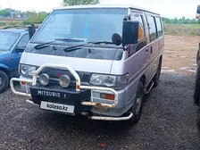 Mitsubishi Delica, 1995