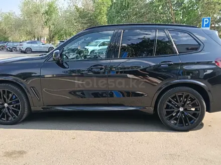 BMW X5 2023 года за 47 000 000 тг. в Костанай – фото 6