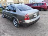 Volkswagen Passat 2003 годаүшін2 100 000 тг. в Астана – фото 4