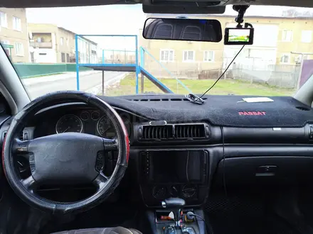 Volkswagen Passat 2003 года за 2 100 000 тг. в Астана – фото 5