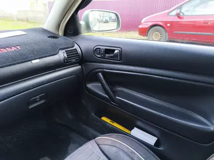 Volkswagen Passat 2003 года за 2 100 000 тг. в Астана – фото 7