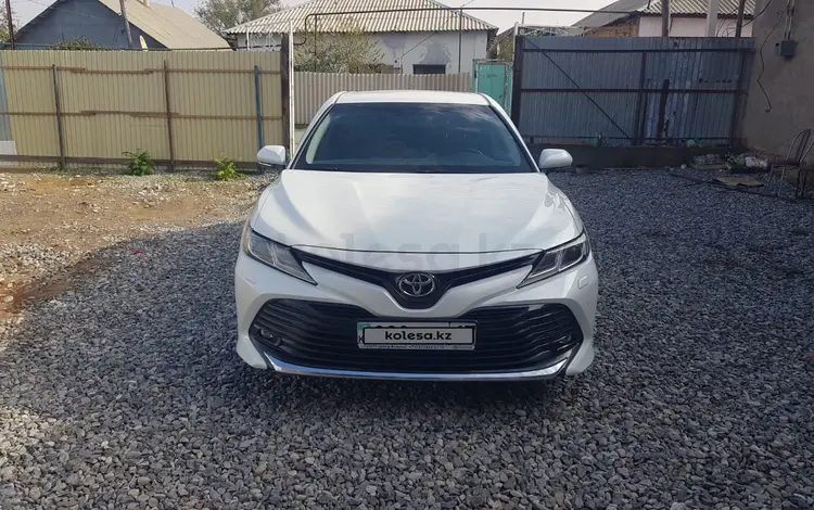 Toyota Camry 2019 годаfor13 500 000 тг. в Шымкент