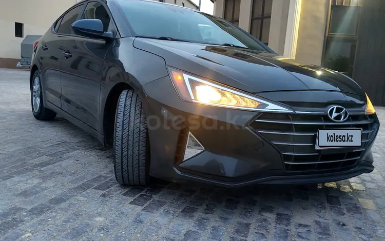 Hyundai Elantra 2019 годаүшін5 200 000 тг. в Актау