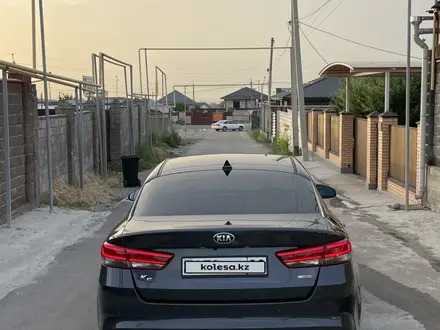 Kia K5 2018 года за 9 500 000 тг. в Алматы – фото 3