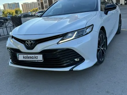 Toyota Camry 2018 года за 11 700 000 тг. в Караганда – фото 4