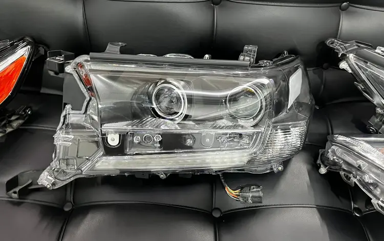 Фара Led левая сторона тойота ленд крузер 200 рестайлинг 2018-2021 за 350 000 тг. в Алматы