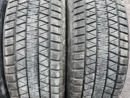 225/60/17. Bridgestone. за 135 000 тг. в Алматы – фото 3