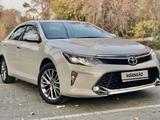 Toyota Camry 2017 года за 15 800 000 тг. в Шымкент