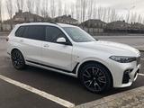 BMW X7 2019 года за 52 000 000 тг. в Астана