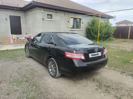 Toyota Camry 2011 года за 5 500 000 тг. в Астана – фото 2