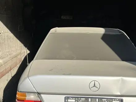 Mercedes-Benz E 230 1991 года за 850 000 тг. в Алматы – фото 2