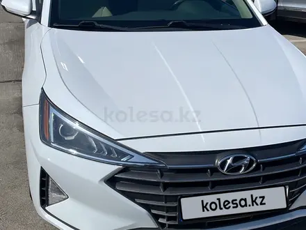 Hyundai Elantra 2019 года за 6 500 000 тг. в Кызылорда