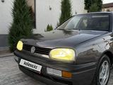 Volkswagen Golf 1993 годаfor2 150 000 тг. в Тараз