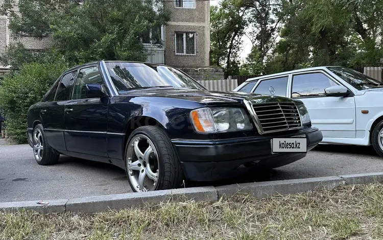 Mercedes-Benz E 220 1993 годаүшін1 900 000 тг. в Шымкент