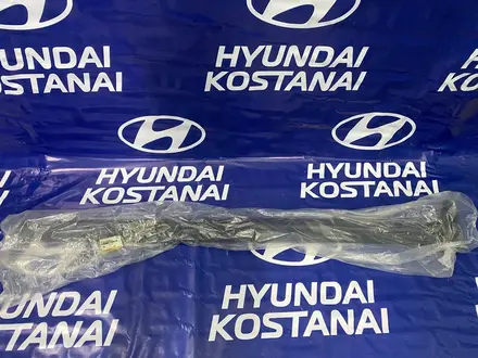 Накладка бокового порога правая для автомобиля Hyundai Tucson NX4 за 34 200 тг. в Костанай – фото 2