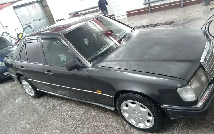 Mercedes-Benz E 300 1992 годаүшін1 500 000 тг. в Усть-Каменогорск