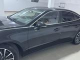 Hyundai Sonata 2021 года за 9 300 000 тг. в Шымкент – фото 2
