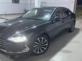 Hyundai Sonata 2021 года за 9 300 000 тг. в Шымкент – фото 4