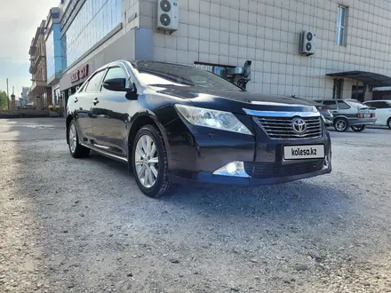 Toyota Camry 2013 года за 9 500 000 тг. в Семей – фото 2