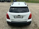 Chevrolet Tracker 2015 годаүшін4 100 000 тг. в Усть-Каменогорск – фото 4