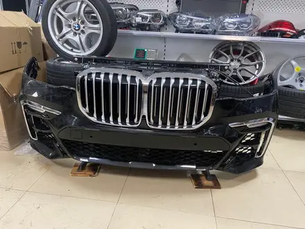Передний бампер BMW X7 G07.X5 G05 за 850 000 тг. в Бишкек
