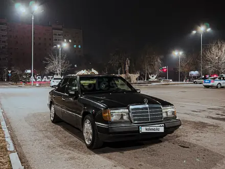 Mercedes-Benz E 260 1992 года за 1 500 000 тг. в Тараз – фото 6