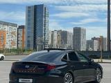 Hyundai Sonata 2021 года за 9 800 000 тг. в Астана