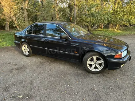 BMW 520 1998 года за 3 200 000 тг. в Караганда – фото 4