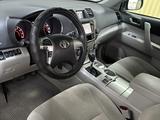 Toyota Highlander 2013 года за 9 000 000 тг. в Жанаозен – фото 2