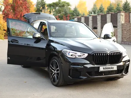 BMW X5 2022 года за 47 000 000 тг. в Алматы – фото 12