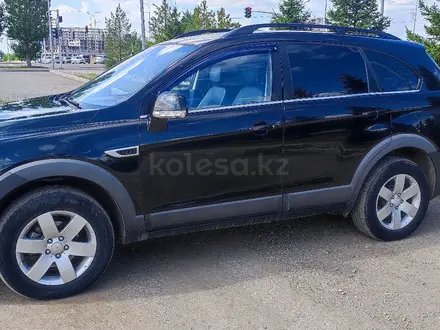 Chevrolet Captiva 2013 года за 6 400 000 тг. в Астана – фото 14