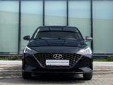 Hyundai Accent 2020 года за 8 590 000 тг. в Караганда – фото 2