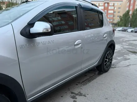 Renault Sandero Stepway 2015 года за 3 750 000 тг. в Актобе – фото 7