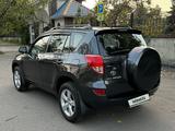 Toyota RAV4 2006 годаүшін7 800 000 тг. в Алматы – фото 4