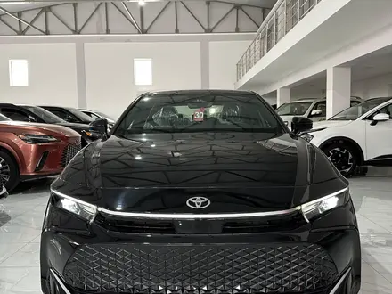 Toyota Crown 2023 года за 27 000 000 тг. в Шымкент