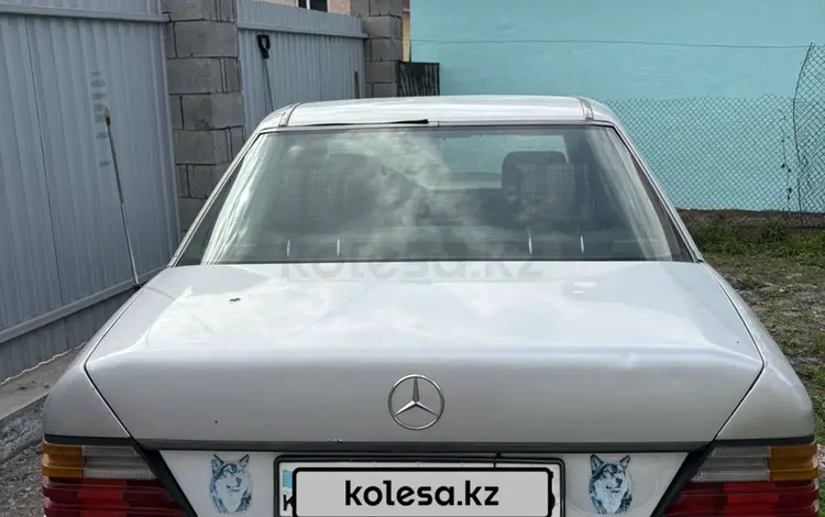 Mercedes-Benz E 260 1992 года за 1 100 000 тг. в Есик